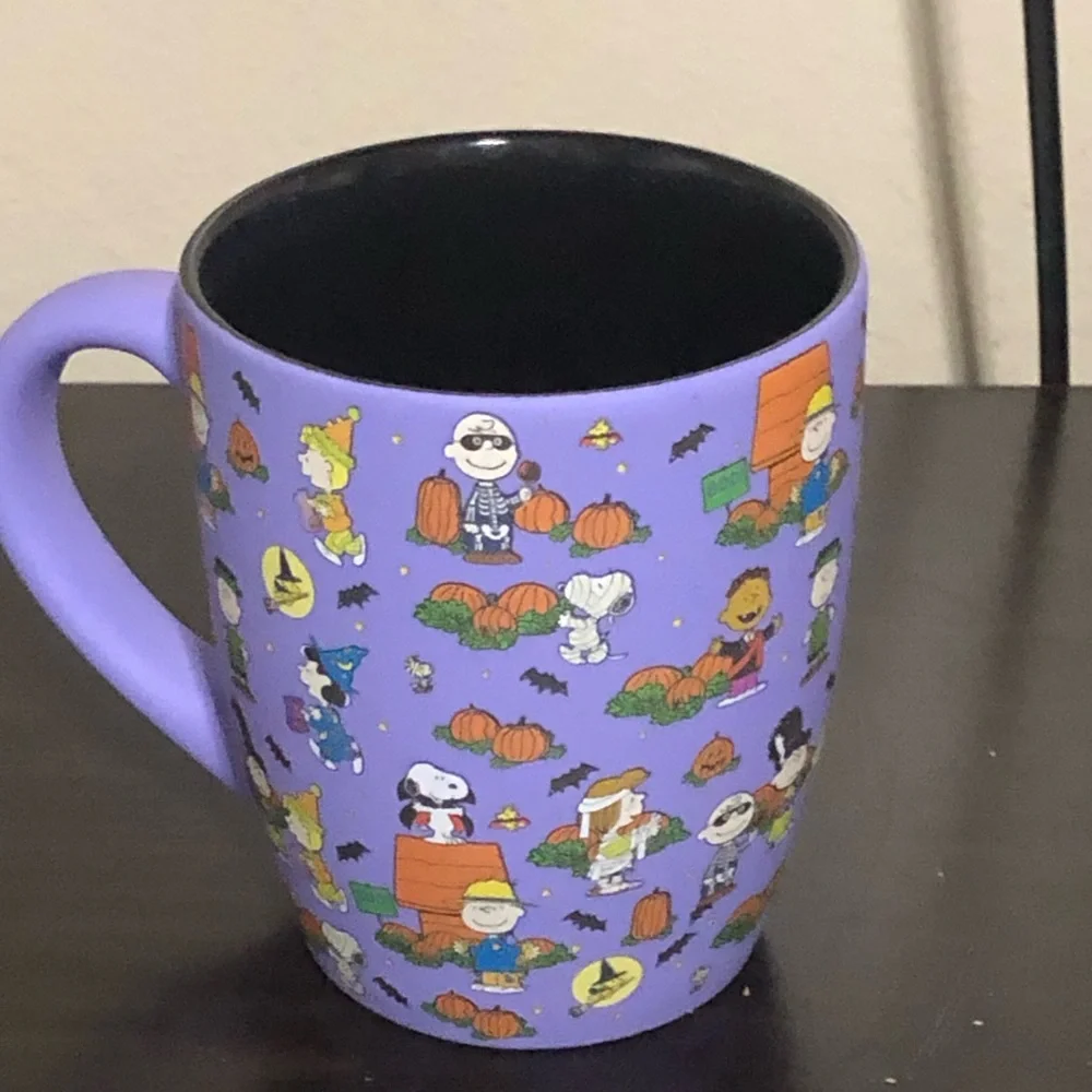 Peanuts Soft Touch Charlie Brown And Gang Oversized Mug 25 Oz Halloween New